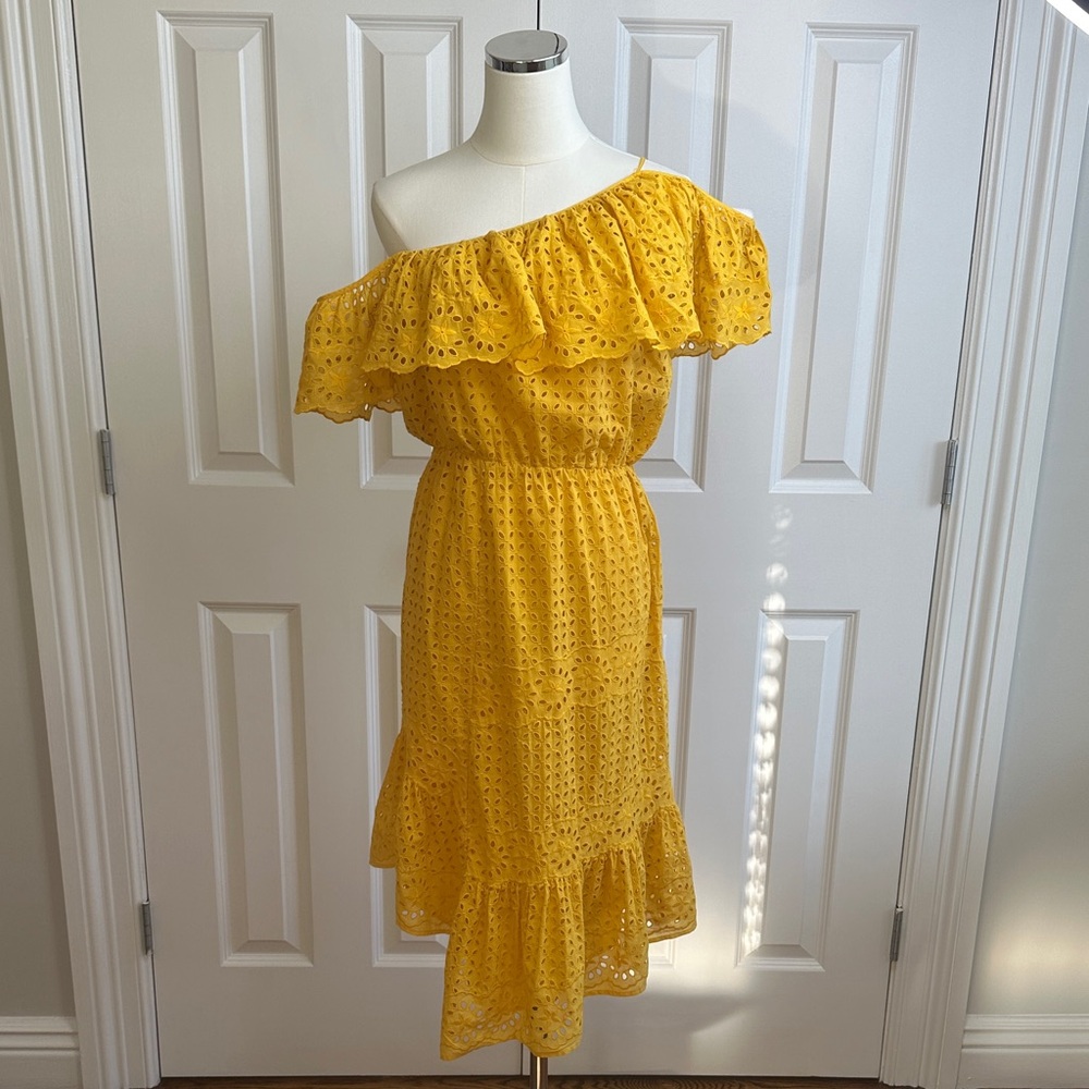 Joie Corynn One-Shoulder Eyelet Dress Ruffle Mustard Yellow Elastic Waist SizeXS